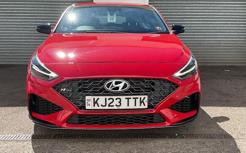 Used Hyundai i30 N Line 159 HP (116 kW) 2022 Red Hatchback