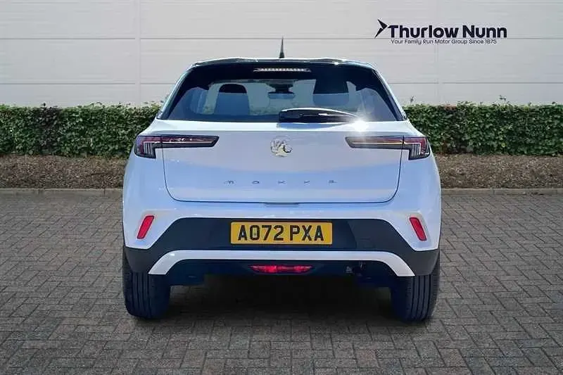 Usado Vauxhall Mokka Design Edition 100 HP (73 kW) 2022 Branco SUV