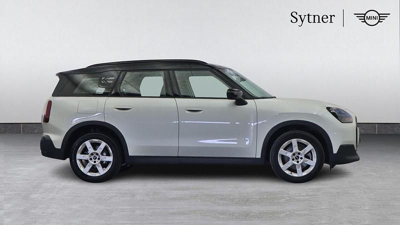 Used Mini Countryman 168 HP (123 kW) 2024 White SUV