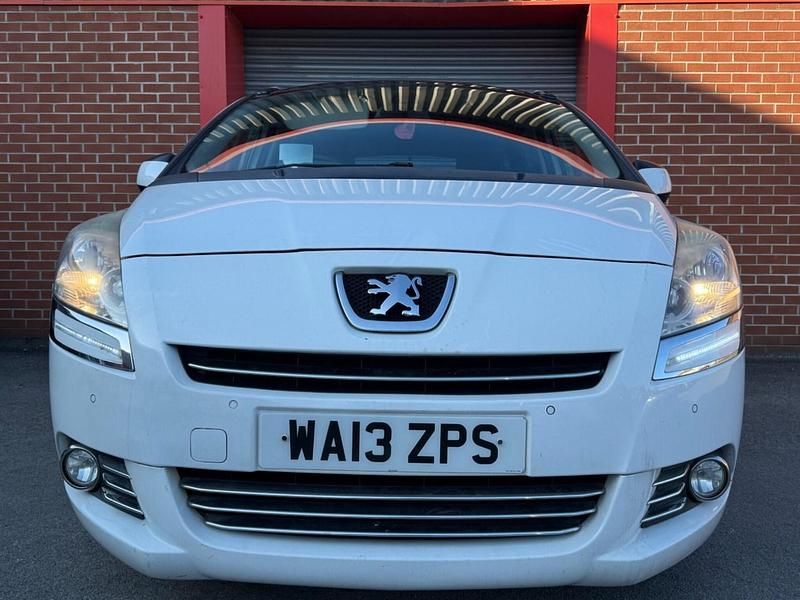 Used Peugeot 5008 Allure 2013 White MPV