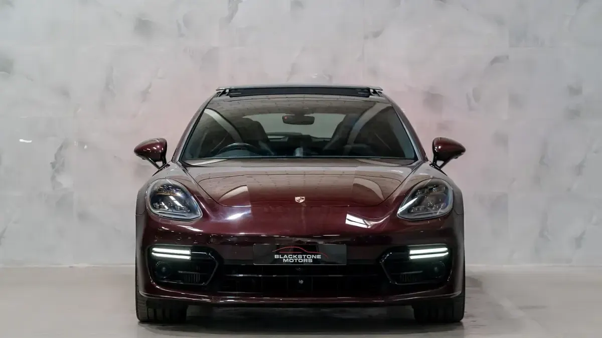 Used Porsche Panamera Sport Turismo 680 HP (500 kW) 2018 Red Estate