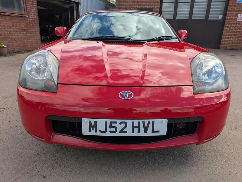 Usado Toyota MR2 140 CV (102 kW) 2002 Rojo Descapotable