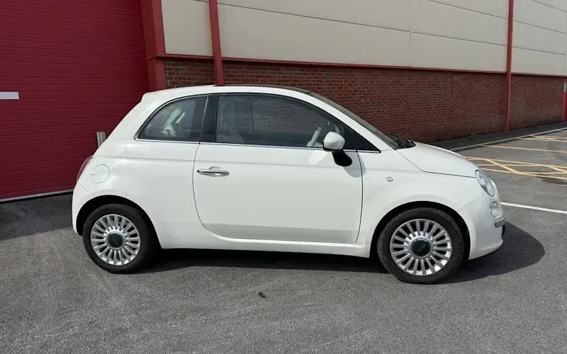 Usado Fiat 500 Lounge 69 HP (50 kW) 2015 Citadino
