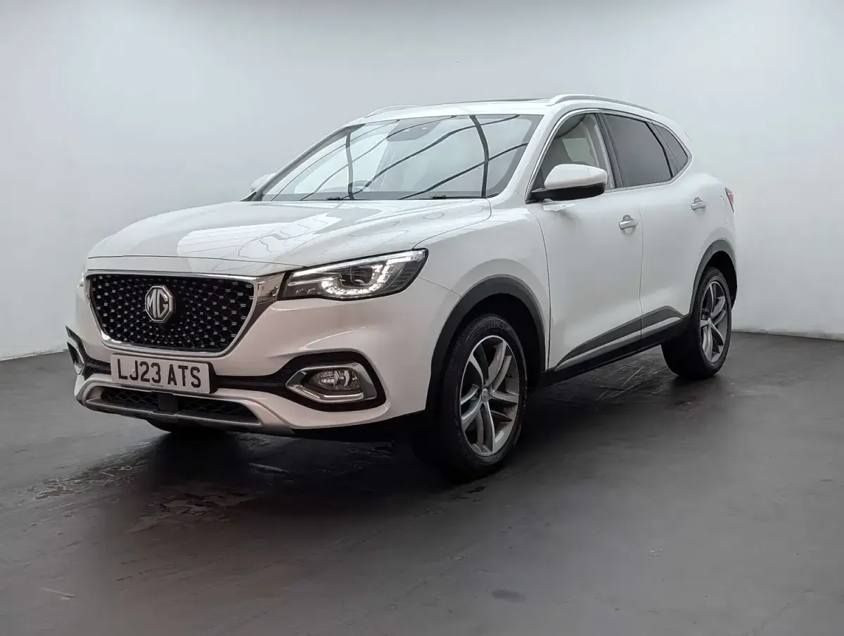 Used MG HS Exclusive 162 HP (119 kW) 2023 White SUV