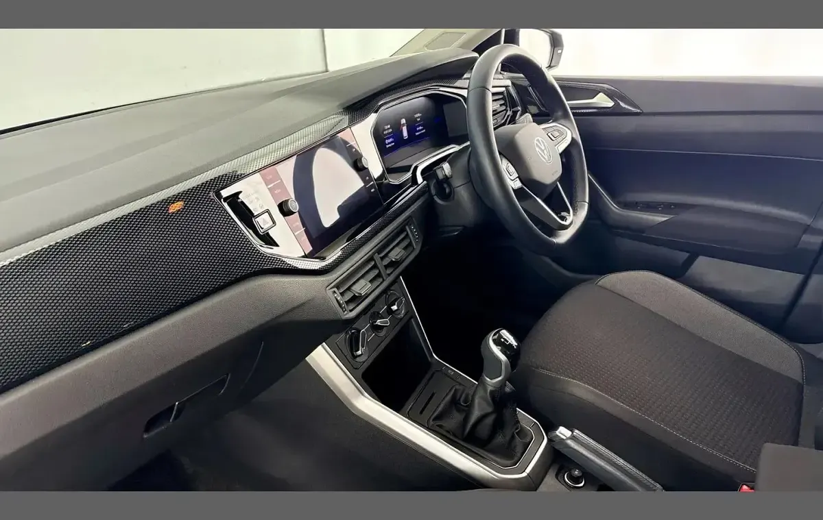 Used VW Polo Match 95 HP (69 kW) 2024 Black Hatchback
