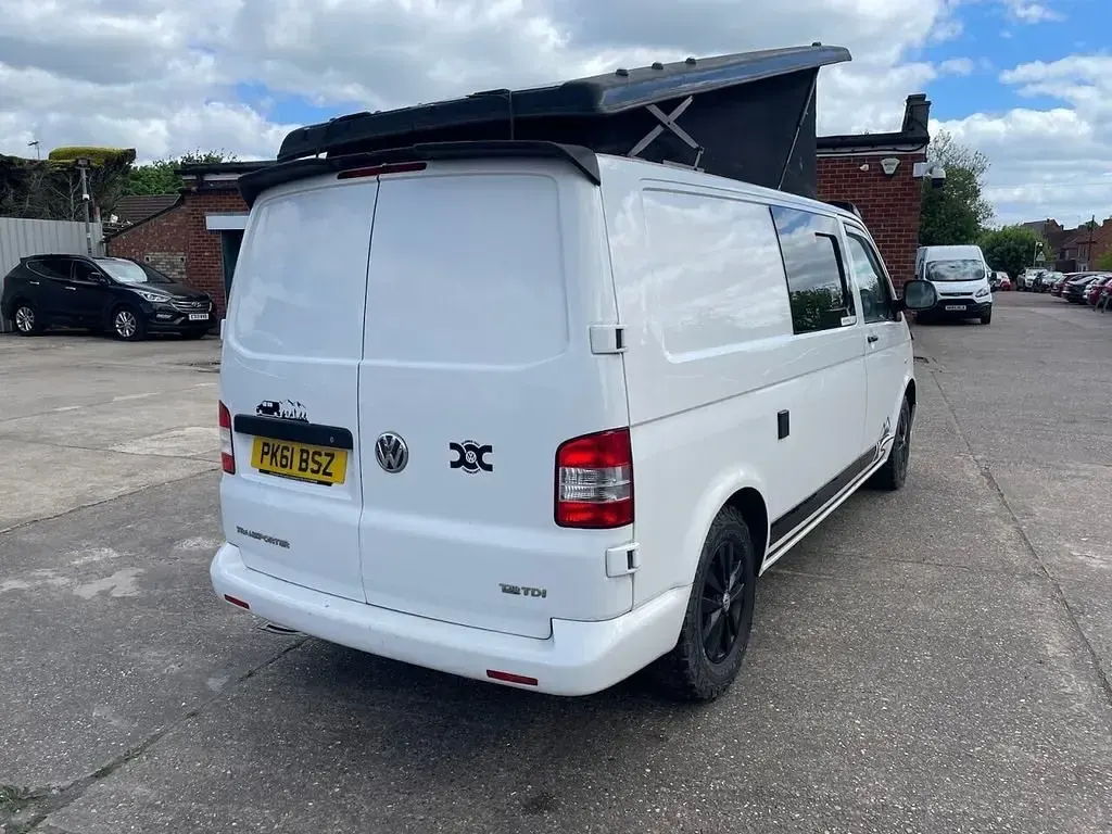 Usado VW Transporter 102 HP (75 kW) 2011 Branco Van