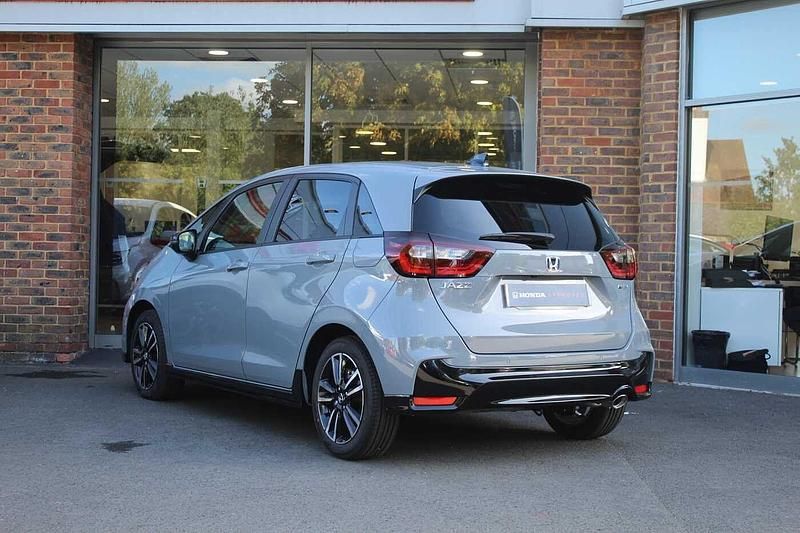 Used Honda Jazz Advance 122 HP (89 kW) 2025 Urban grey Hatchback