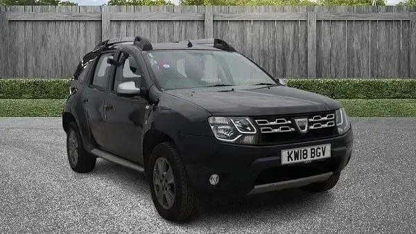 Usado Dacia Duster 110 HP (80 kW) 2018 Preto SUV