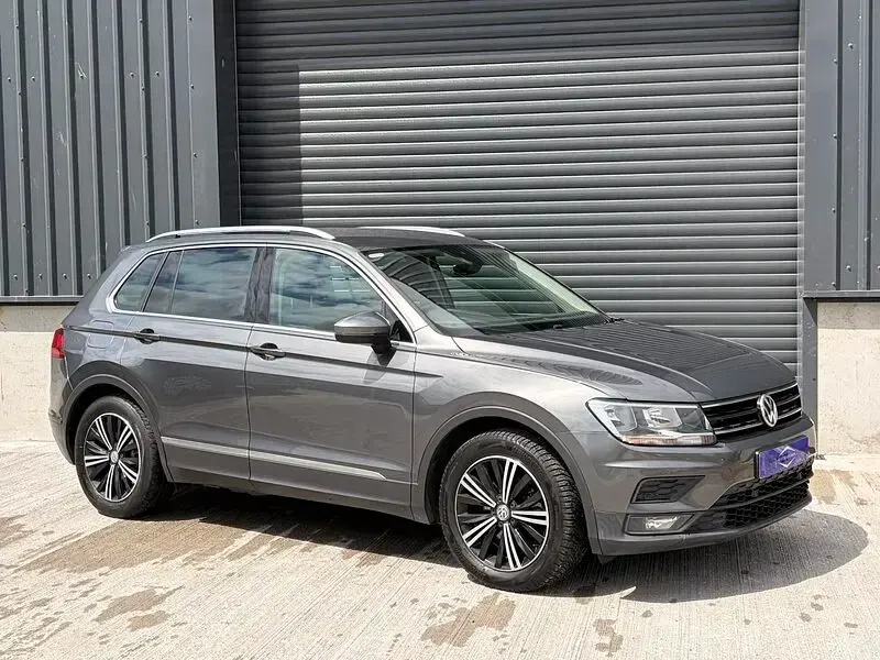 Used VW Tiguan SE 150 HP (110 kW) 2017 Grey SUV