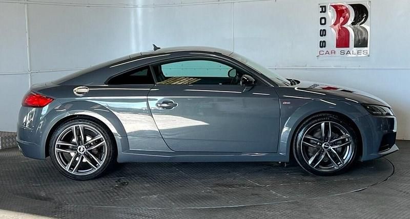 Used Audi TT Black Edition 180 HP (132 kW) 2018 Grey Coupe