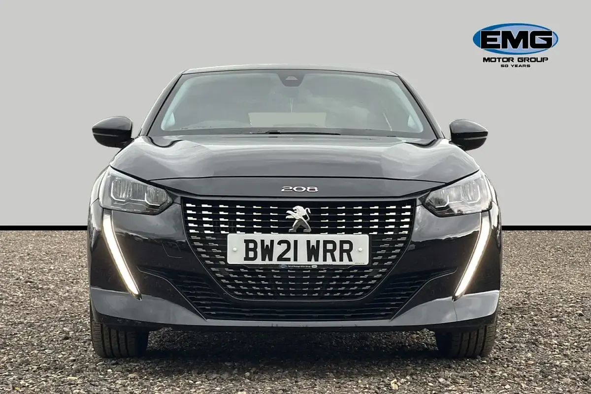 Used Peugeot 208 Allure Premium 100 HP (73 kW) 2021 Black Hatchback
