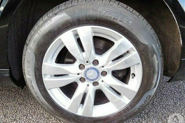 Used Mercedes E200 Classic 2010 Sedan