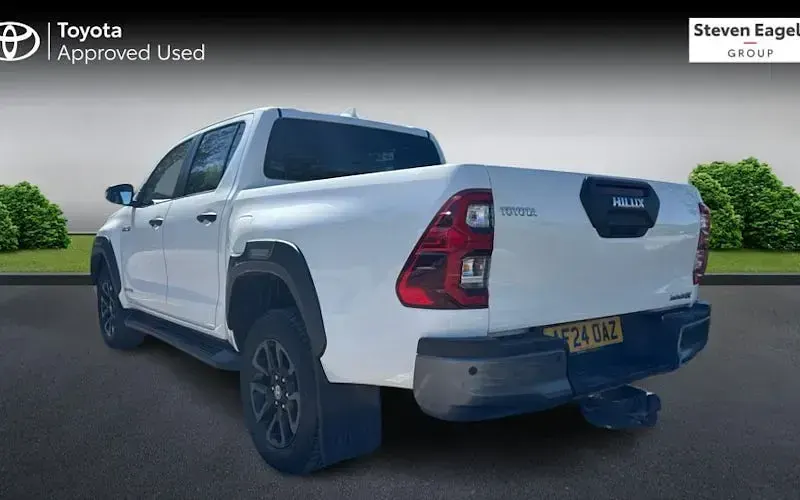 Used Toyota HiLux 204 HP (150 kW) 2024 Pickup