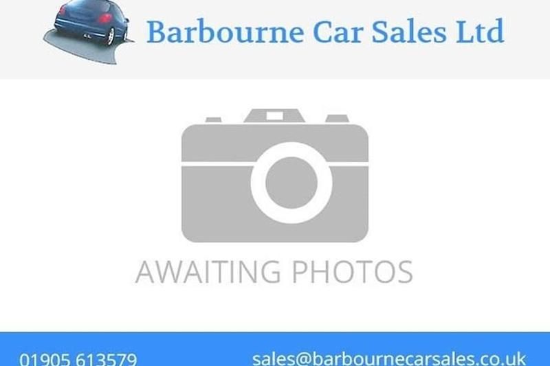 Used Ford Fiesta Zetec 82 HP (60 kW) 2014 Hatchback
