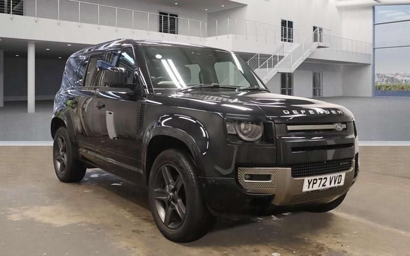 Used 2025 Land Rover Defender SE Dynamic Estate | £56,990 (Super price) - Image 1/3