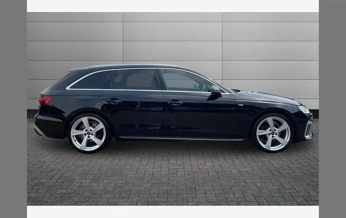 Used Audi A4 S-Line 150 HP (110 kW) 2023 Black Estate