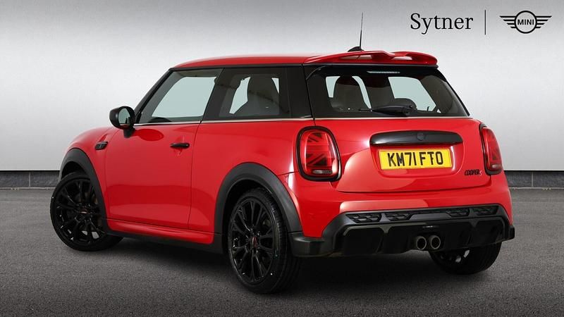 Usado Mini Cooper S Sport 192 HP (141 kW) 2021 Vermelho Citadino