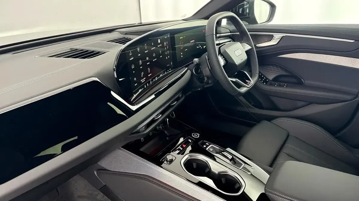 New Audi A6 S-Line 200 HP (147 kW) 2026 Black Sedan
