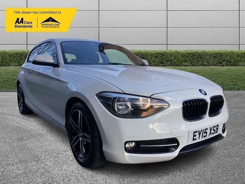 White Used 2015 BMW 116 Sport Line Hatchback | £4,195 (Fair price) - Image 1/2