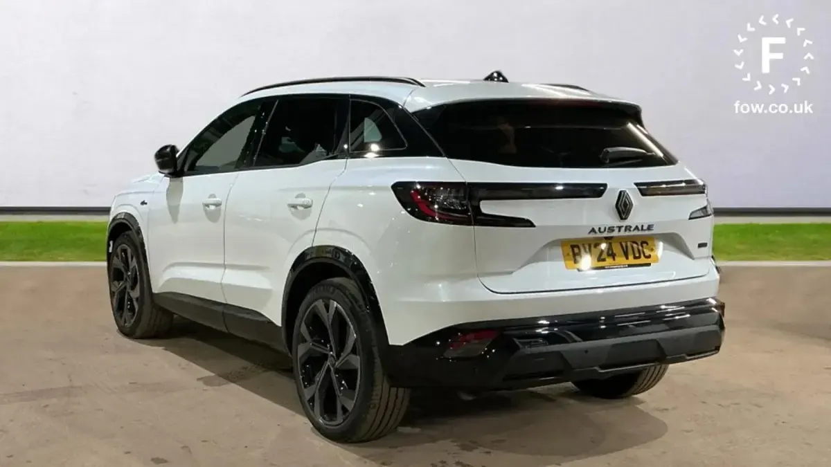 Used Renault Austral Techno Esprit Alpine 200 HP (147 kW) 2024 White SUV
