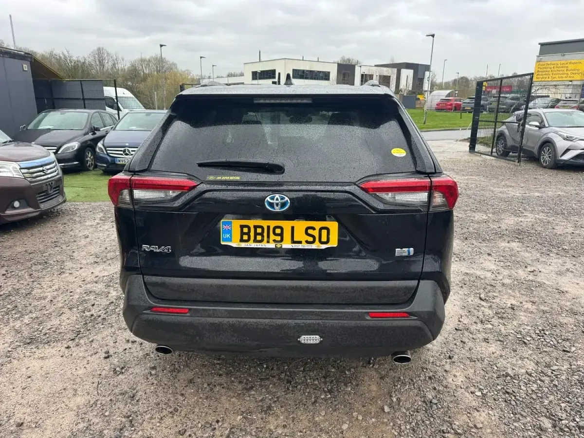 Used Toyota RAV4 306 HP (225 kW) 2026 Black SUV