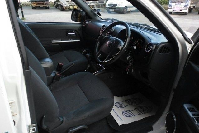 Used Isuzu Pick up 134 HP (98 kW) 2010 Pickup