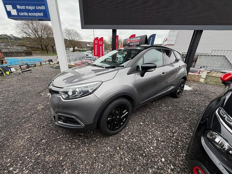 Usado Renault Captur Dynamique 90 HP (66 kW) 2016 Cinzento SUV