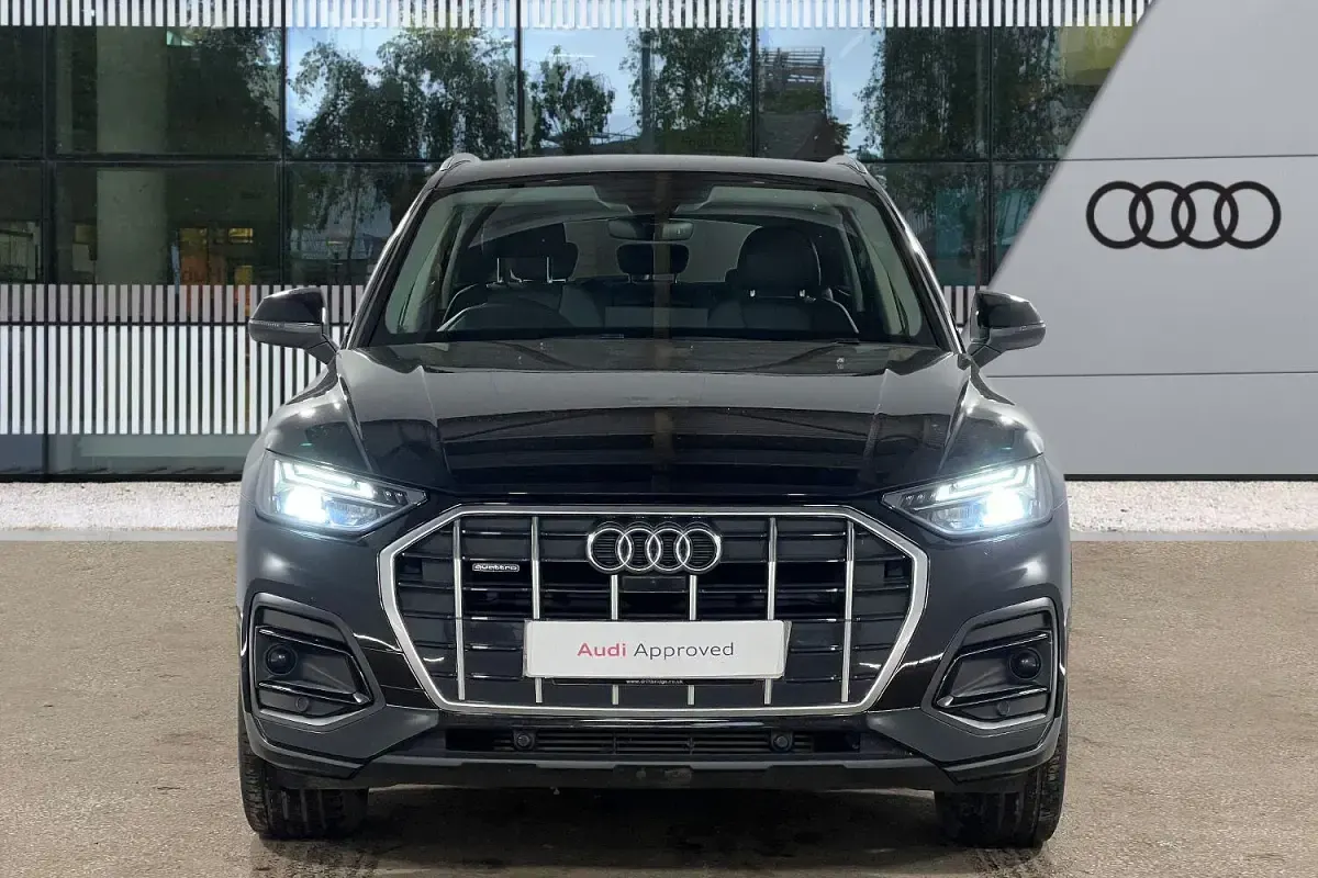 Used Audi Q5 Sport 265 HP (194 kW) 2022 Black SUV
