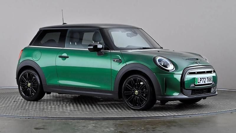 Green Used 2023 Mini Cooper S Level 2 Hatchback | £13,698 (Good price) - Image 1/3