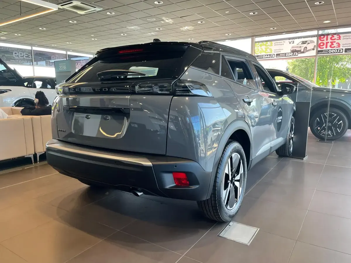 New Peugeot 2008 Allure 2026 Selenium grey SUV