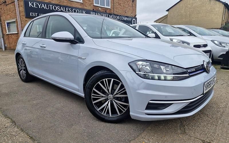 Used VW Golf VII SE 131 HP (96 kW) 2018 Silver Hatchback