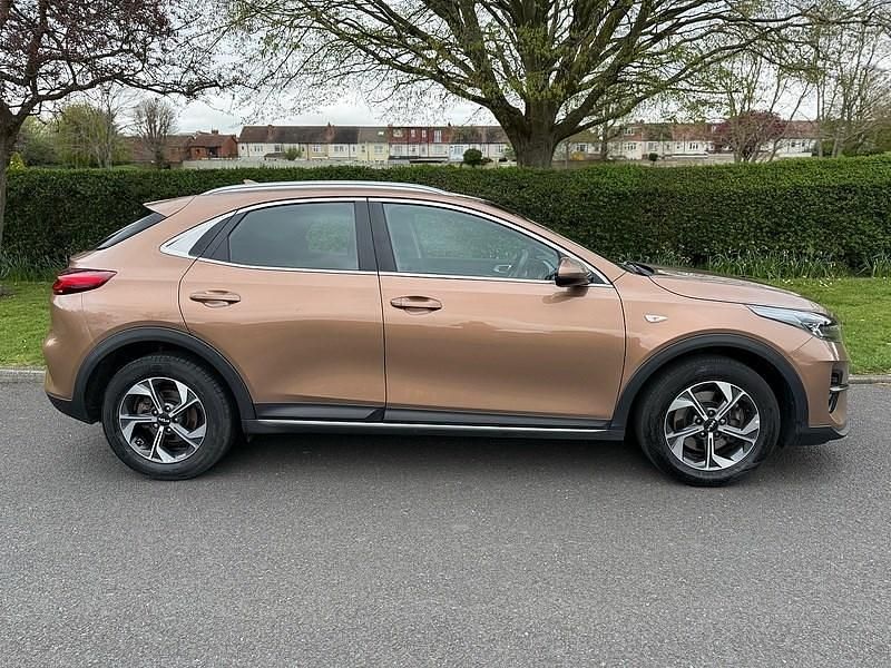 Usado Kia XCeed 2022 Castanho SUV