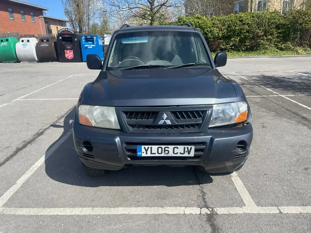 Used Mitsubishi Shogun 2006 Grey SUV