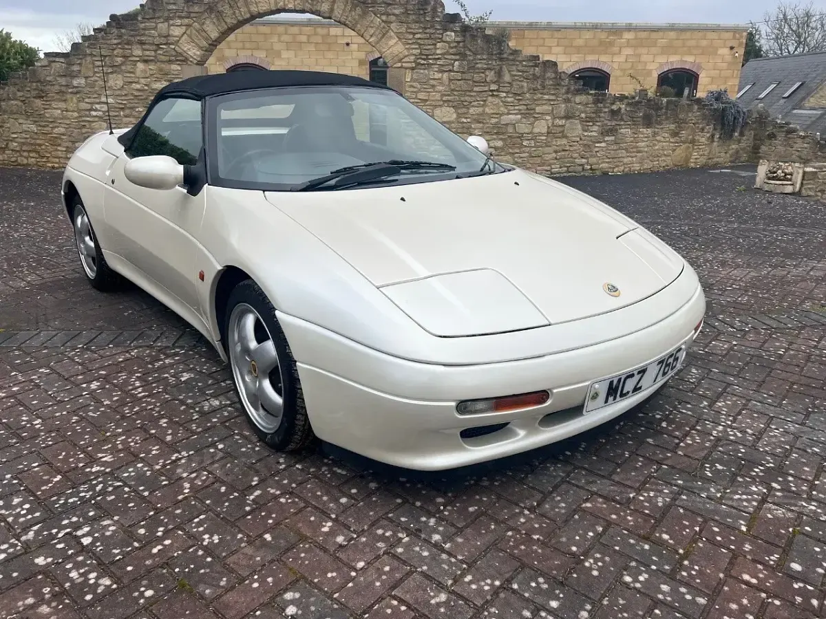 Used Lotus Elan 1995 White Cabriolet