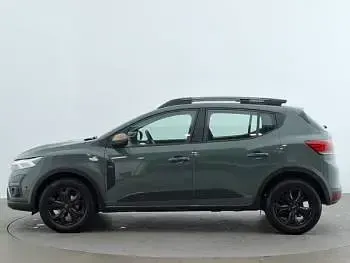 Used Dacia Sandero Extreme 91 HP (66 kW) 2024 Green Hatchback