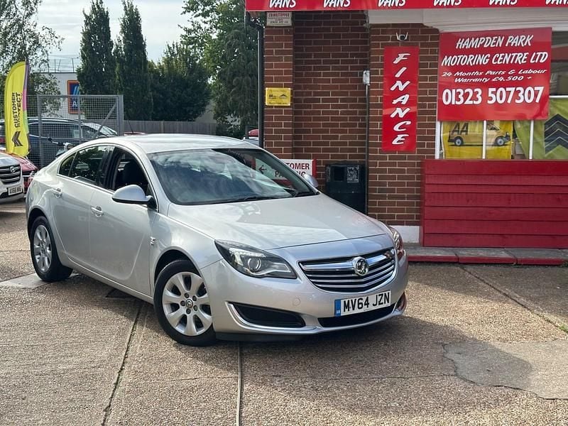 Sovereign silver Used 2014 Vauxhall Insignia Hatchback | £4,995 (Fair price) - Image 1/4