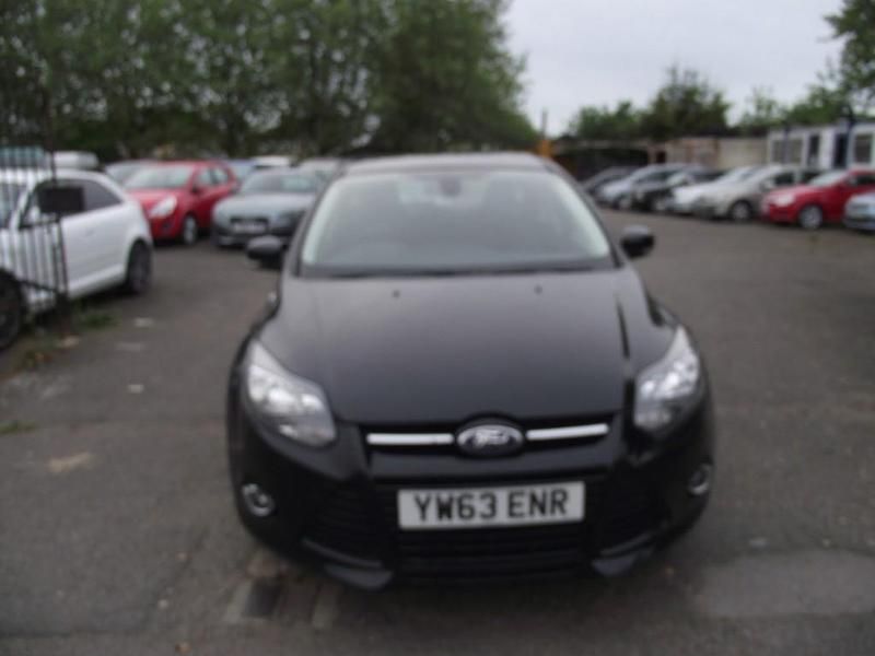 Used Ford Focus Titanium 123 HP (90 kW) 2013 Black Hatchback
