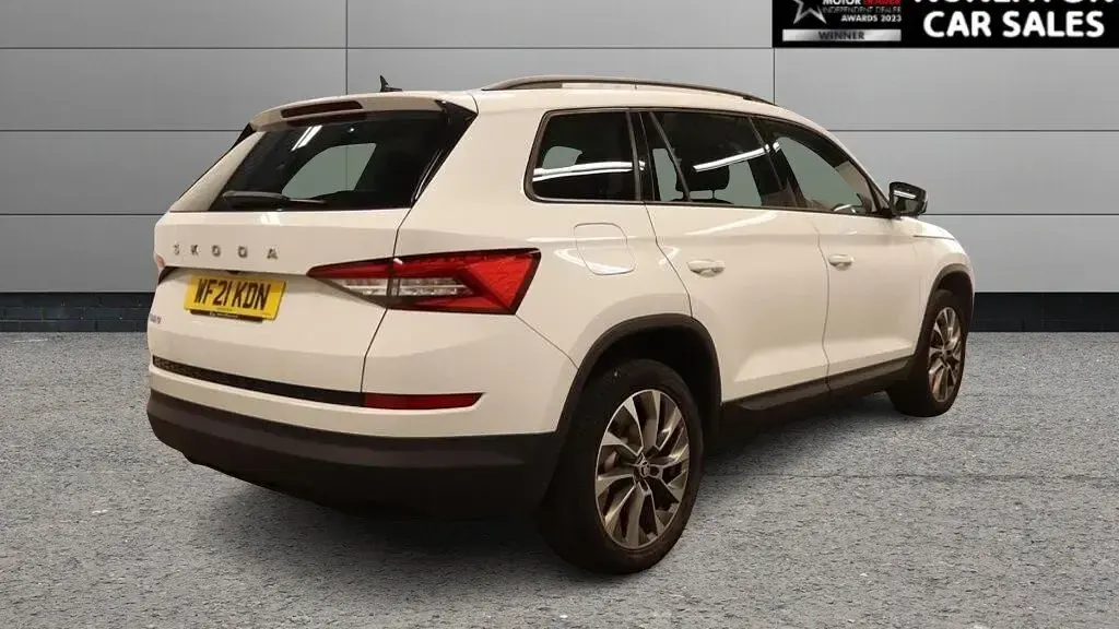 Used Skoda Kodiaq SE Drive 150 HP (110 kW) 2021 White SUV