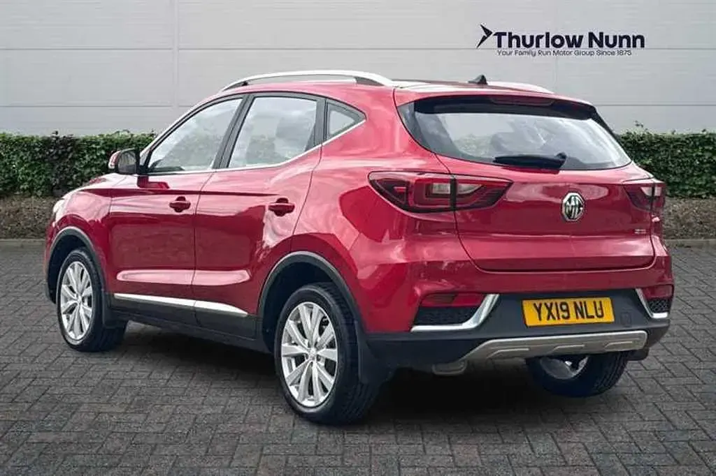 Used MG ZS Excite 106 HP (77 kW) 2019 Red SUV