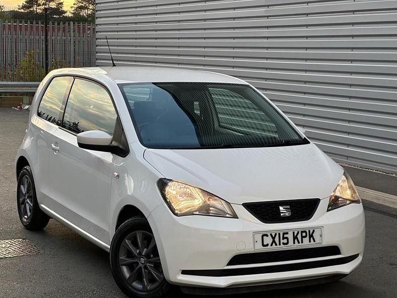 White Used 2015 Seat Mii I-Tech Hatchback | £3,895 (Good price) - Image 1/4