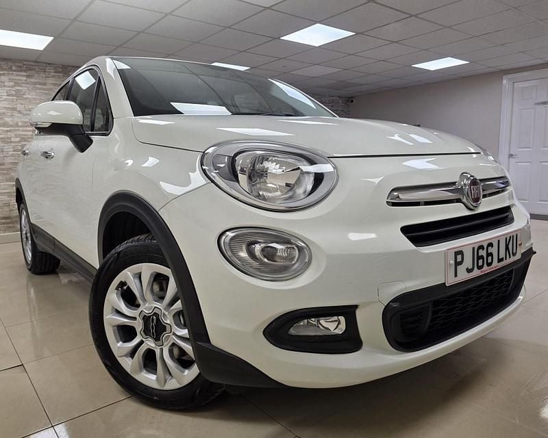 Used Fiat 500X City Look 110 HP (80 kW) 2016 White SUV