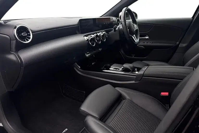 Used Mercedes A180 Executive 116 HP (85 kW) 2018 Black Hatchback