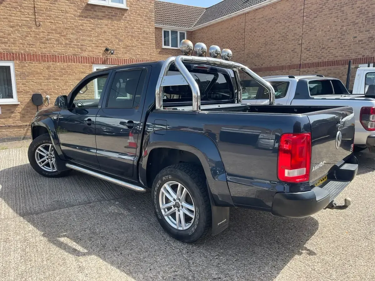 Used VW Amarok Trendline 2014 Blue Pickup