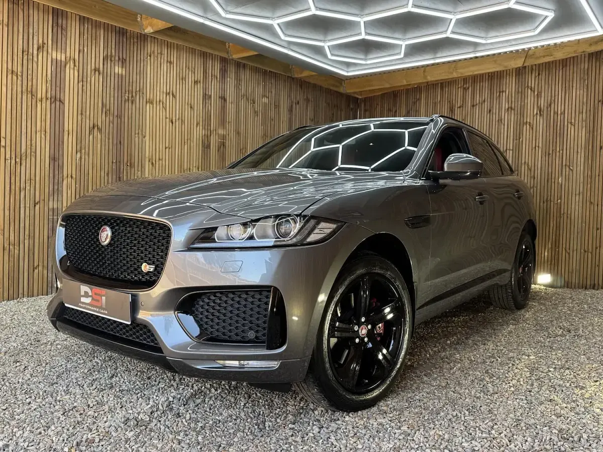 Used Jaguar F-Pace S 300 HP (220 kW) 2017 Grey SUV