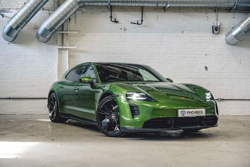 Used Porsche Taycan Sport Turismo 559 kW (761 HP) 2022 Green Estate