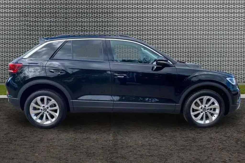 New VW T-Roc 150 HP (110 kW) 2026 SUV