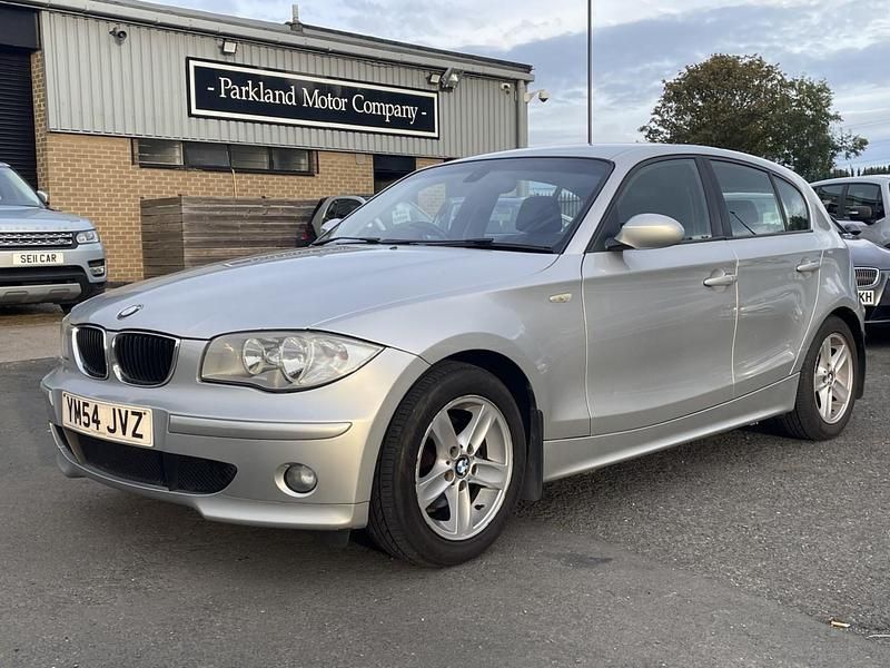 Silver Used 2005 BMW 120 Hatchback | £1,499 (Fair price) - Image 1/4