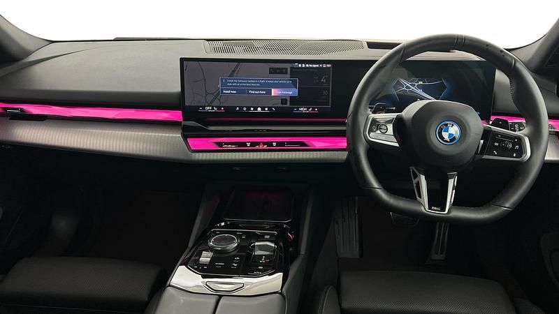 Used BMW 530e M Sport 295 HP (216 kW) 2025 Black Estate