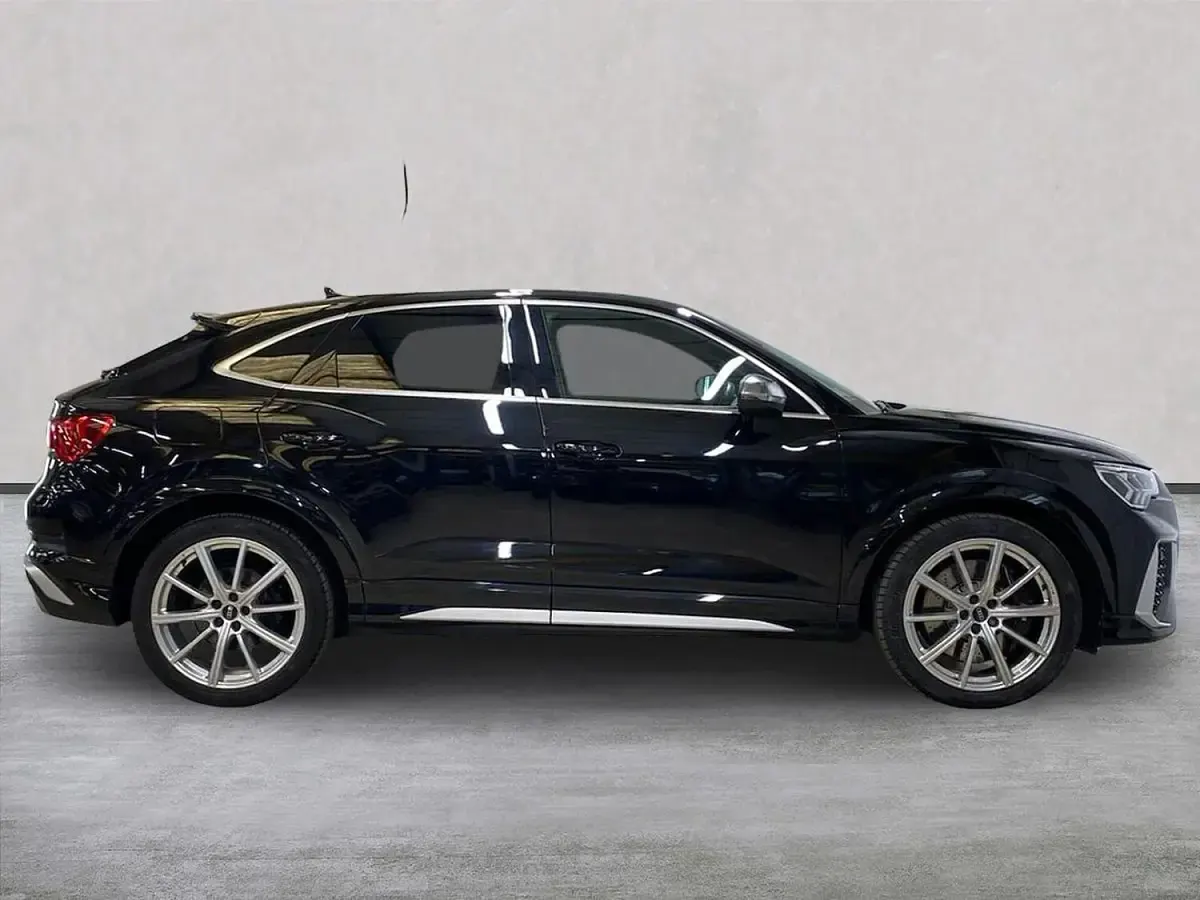 Used Audi RS Q3 Sportback Comfort 400 HP (294 kW) 2021 Black SUV