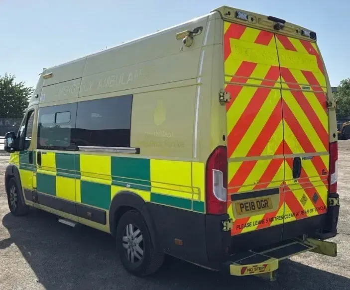 Used Fiat Ducato 180 HP (132 kW) 2018 Yellow Van